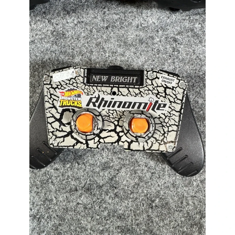 Hot Wheels RhinoMite RC Monster Truck New Bright Remote Control Tested w/ Nitro